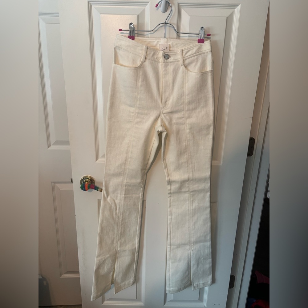 Cinq a Sept Split hem white cream women’s bootcut jeans